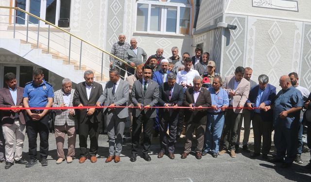 Depremde Yıkılan İki Caminin Yerine Yenileri İnşa Edildi