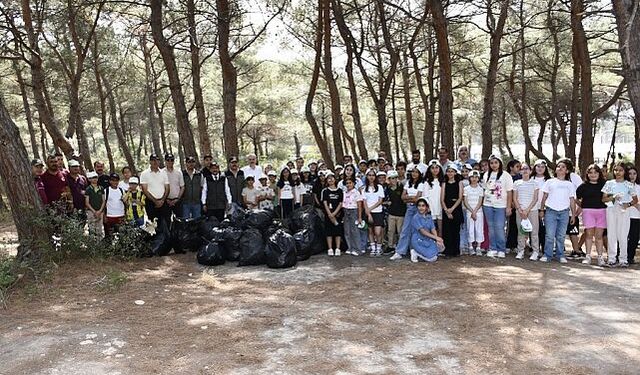 Belen'de Gençler ve Gönüllüler Doğayı Temizledi