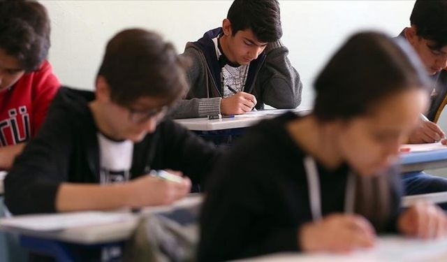 Hataylı Öğrenciler İçin Burs Heyecanı: Sonuçlar Yolda!