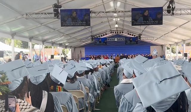 Filistinli aktivist Halil’i destekleyen Columbia Üniversitesi öğrencilerinden üniversite başkanına protesto