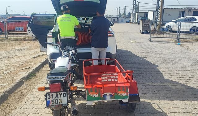 Hatay'da tehlikeli motosiklet kullanan sürücüye para cezası