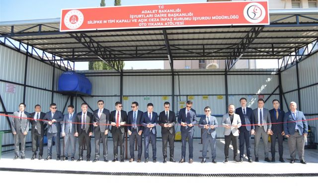 Silifke Adliyesinin otoparkında oto yıkama işletmesi açıldı