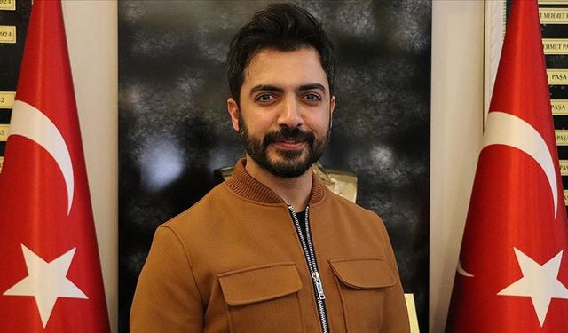 Ünlü Şarkıcı Sektör Değiştirdi! Yeni İşi Herkesi Şaşırttı