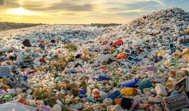 Türkiye Avrupa'nın Çöp Deposuna Dönüşüyor
