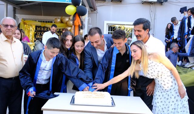 Defne'de Mezuniyet Coşkusu!