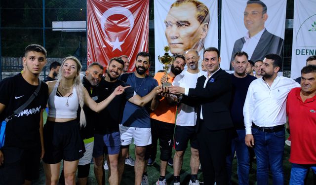Defne’de El Ele Şenliği Tam Not Aldı