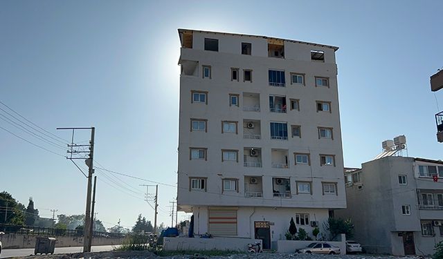 Hatay’da Şüpheli Ölüm: Komşular Kokudan Fark Etti