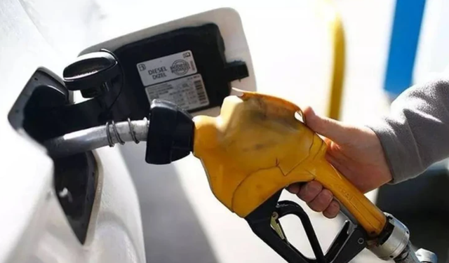 Savaş Petrole Yansıdı! Motorine Yeni Zam Yolda