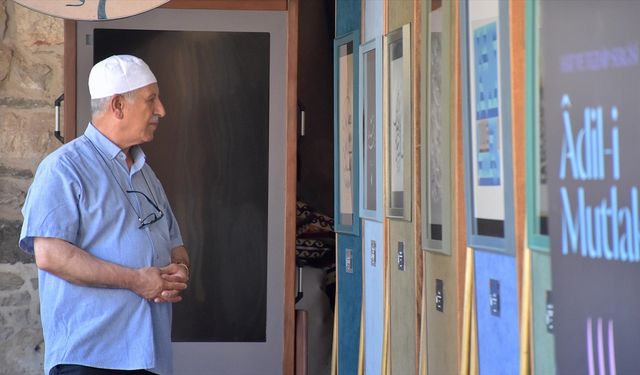 "Adil-i Mutlak" hat eserleri Van'da sanatseverlerle buluştu