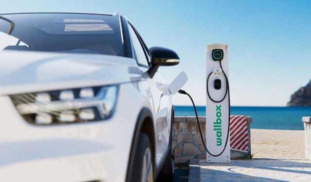 Elektrikli Araç Lideri Belli Oldu! BYD, Tesla’yı Geride Bıraktı