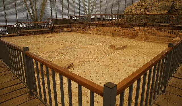 Perre Antik Kenti'ndeki 125 metrekarelik mozaikte konservasyon işlemi tamamlandı