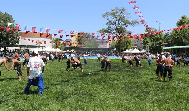 Tarihi Namazgah Yağlı Pehlivan Güreşleri'nde başpehlivanlığı Yıldıray Ekin kazandı