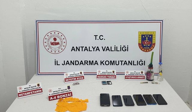 Antalya'da uyuşturucu operasyonunda 4 kişi yakalandı