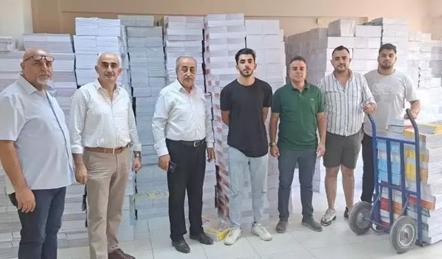 Hatay’da Ücretsiz Kitap Dağıtımı Başladı