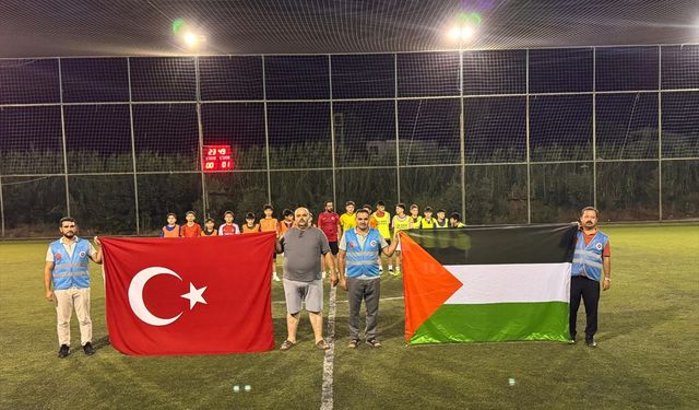 Mersin'de camiler arası futbol turnuvası düzenlendi