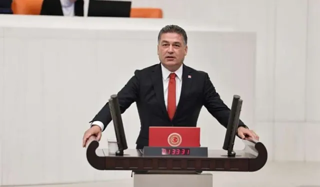 Mullaoğlu: “Cumhurbaşkanı Adayı Olmak Suç Sayıldı”