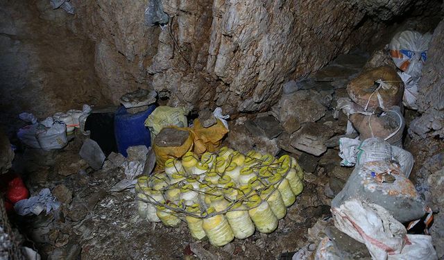 Adıyamanlı köylüler kışlık yiyeceklerini geleneksel yöntemle mağarada saklıyor