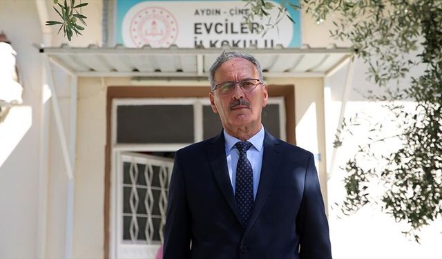 Aydınlı öğretmen görev yaptığı okulu kendi imkanlarıyla yeniden inşa ettirecek