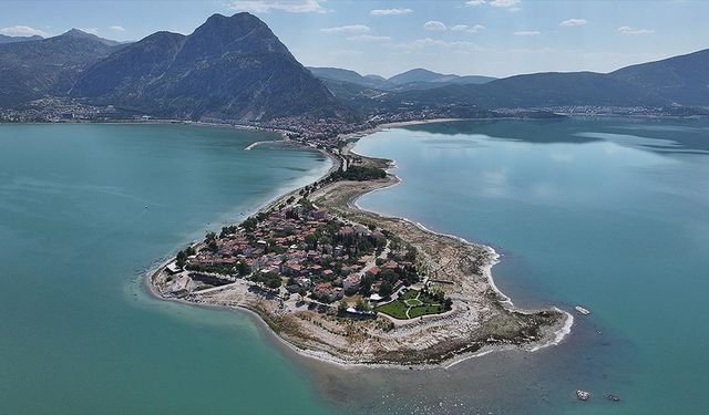 Eğirdir Gölü'ne can suyu verecek proje için imzalar atıldı