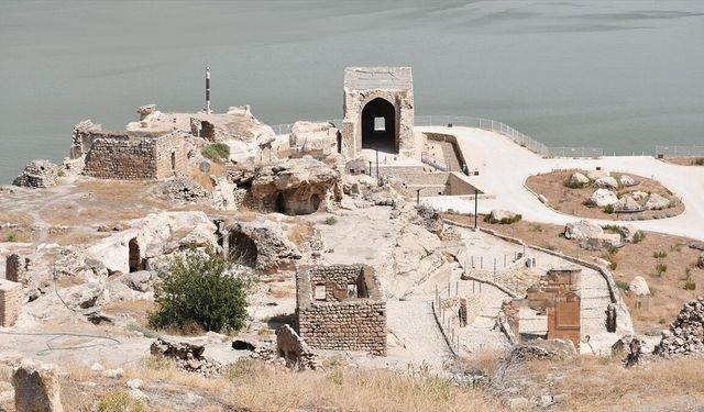 Hasankeyf'teki arkeolojik kazılarda 'Büyük Saray' tamamen ortaya çıkarılacak