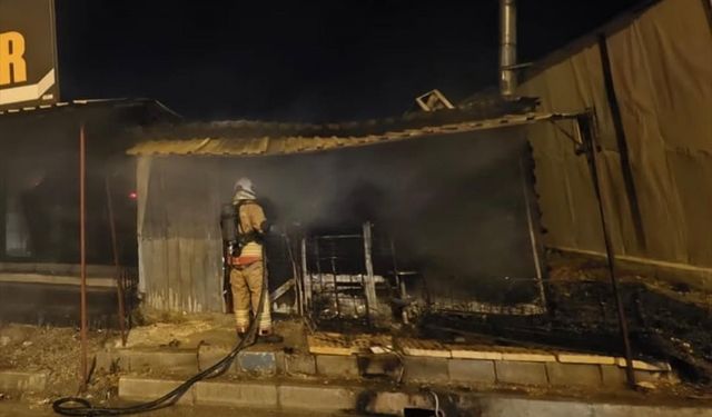 Antakya ilçesinde lokantada yangın