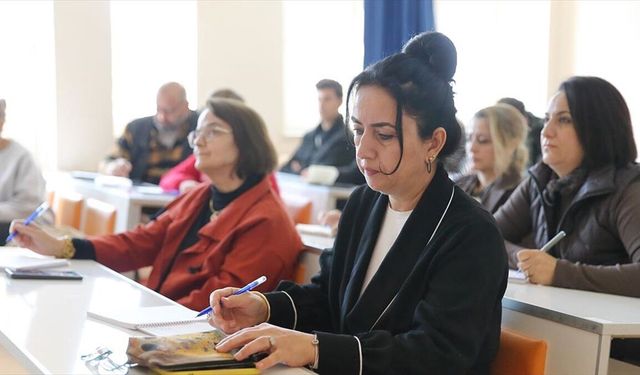 Arkeoloji merakıyla ikinci meslekleri için üniversiteli oldular