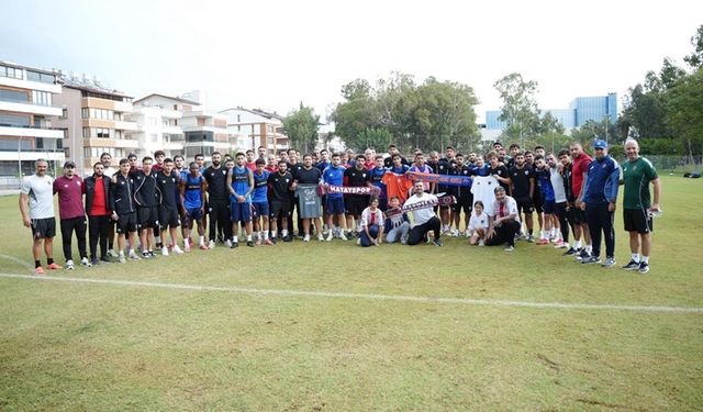 Hatayspor, İskenderunspor Tesisleri’nde Hazırlıklarını Sürdürüyor