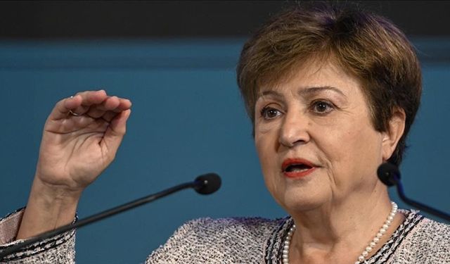 IMF Başkanı Georgieva, küresel ekonomik büyümede 'hafif' bir yavaşlama öngördüklerini belirtti