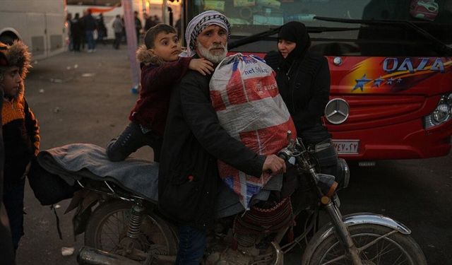 Lübnan: Yıl sonuna kadar ülkesine gönüllü dönen Suriyeli sayısının yarım milyona ulaşması bekleniyor