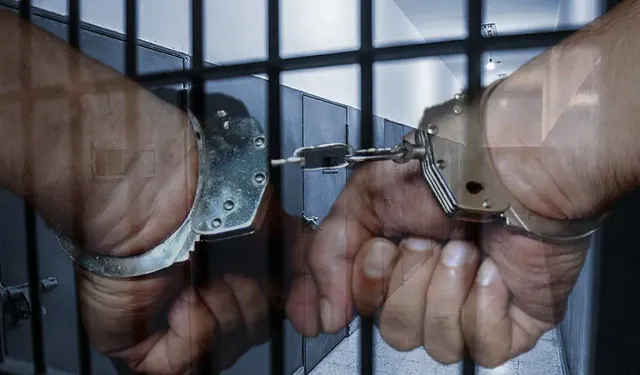 50 Bin Mahkuma Af Yolda!