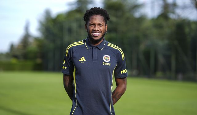 Fenerbahçe'nin Brezilyalı oyuncusu Fred, derbide dalya demeye hazırlanıyor