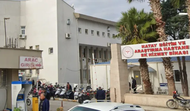 Hatay'da 68 Kişiye Mezar Olan Hastane Davası Tepkilerle Başladı!