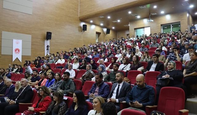 Hatay'da "Aile Yılında Çocuk Hakları Paneli" düzenlendi