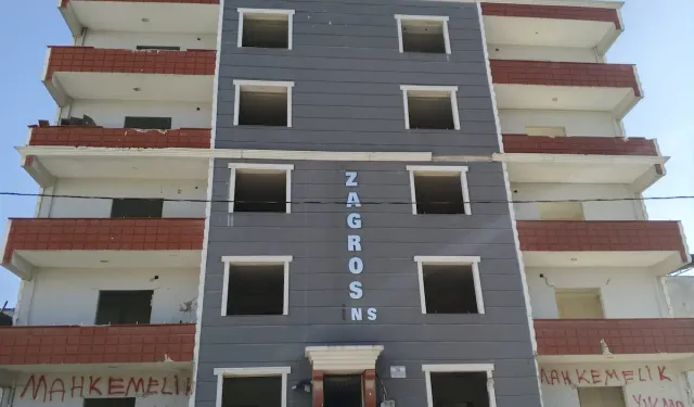 Hatay'da Ağır Hasarlı Bina Mağduriyeti: Vatandaşlar TOKİ'den Çıkarılıyor