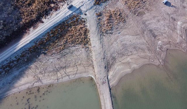 Koçhisar Barajı'nda kullanılabilir su seviyesi kuraklık nedeniyle yüzde 1'in altına düştü