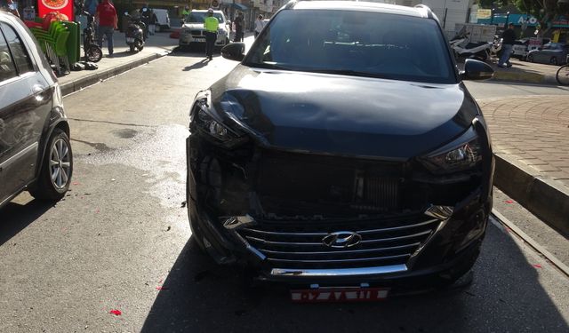 Muratpaşa Kaymakamı İhsan Kara trafik kazası geçirdi