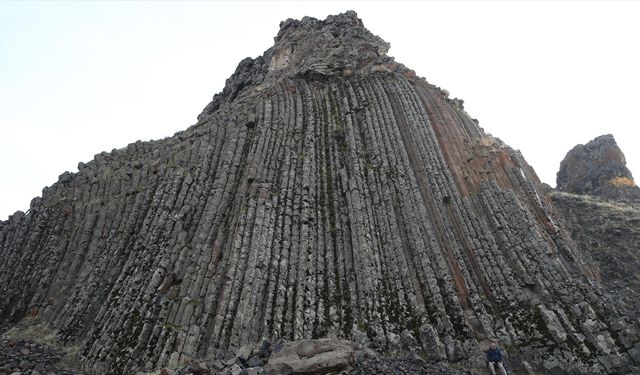 Muş'ta tabiat harikası bazalt sütunları keşfedilmeyi bekliyor