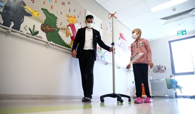 Sahada rahatsızlanınca lösemi olduğunu öğrenen genç hastalığı yenip iş hayatına atıldı