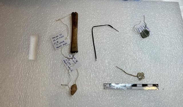 Troya'da kıtalararası ticarete işaret eden 4 bin 500 yıllık parçalar bulundu