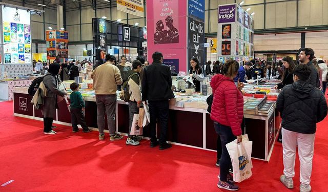 '42. Uluslararası İstanbul Kitap Fuarı' başladı