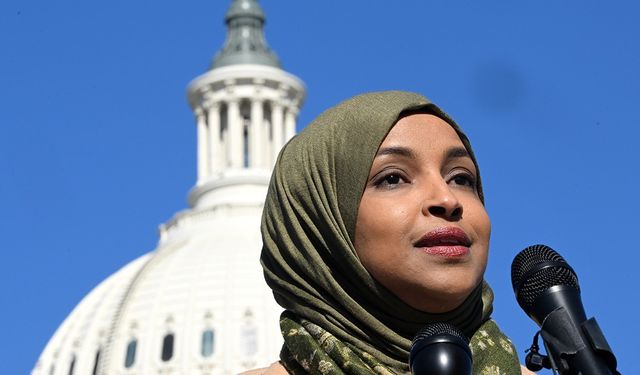 ABD'de Somali asıllı Temsilciler Meclisi üyesi Omar, oğlunun ICE tarafından durdurulduğunu açıkladı