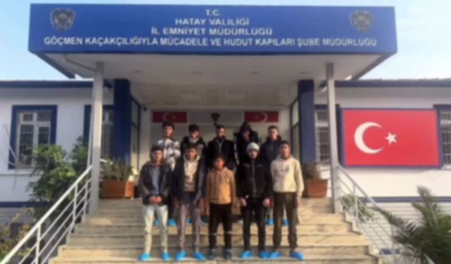 Avrupa umuduyla çıktıkları yolda battaniye altında Hatay’da yakalandılar