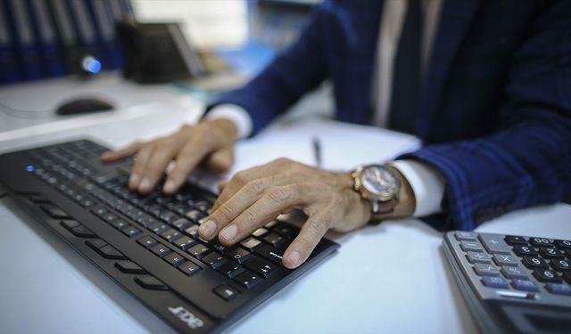 Bazı kamu kurum ve kuruluşlarının kadrolarına yerleştirmeler için KPSS tercihleri başladı