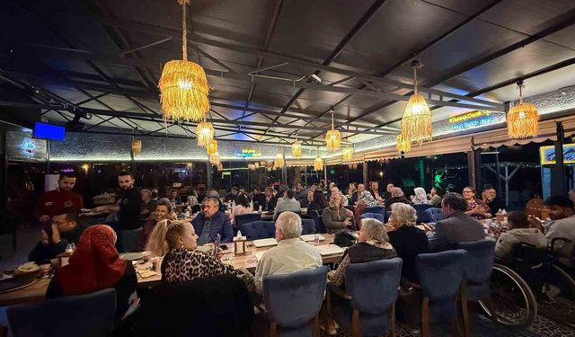 Diyaliz hastalarına moral ve dayanışma yemeği