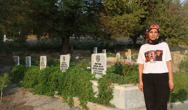 Enkaz altındaki kardeşiyle yaptığı konuşmayı unutamayan kadın, Yağmur Apartmanı’nda kaybettiği 13 yakını için adalet istiyor