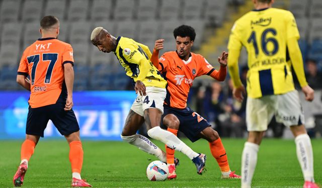 Fenerbahçe ile RAMS Başakşehir ligde 35. randevuda