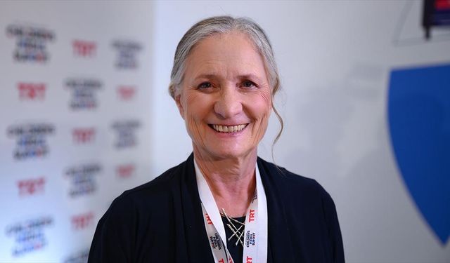 Fransız psikoterapist Filliozat, çocukların ekran kullanımını azaltmanın aileden başladığını söyledi