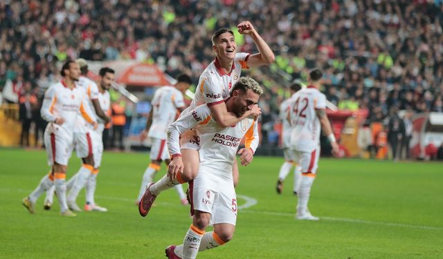 Galatasaray, deplasmanda Antalyaspor'u 4-1 mağlup etti