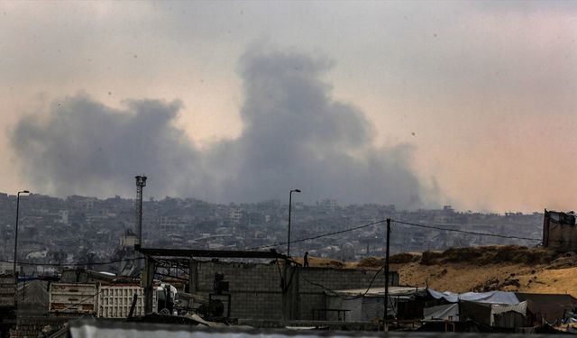İsrail ordusu, ateşkese rağmen Gazze Şeridi'nin çeşitli bölgelerine saldırılar düzenledi