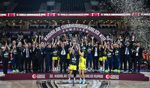 Kadınlar Cumhurbaşkanlığı Kupası'nı Fenerbahçe Opet kazandı